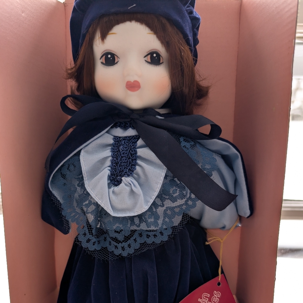 Vintage 1982 Porcelain Doll Lauender Co.